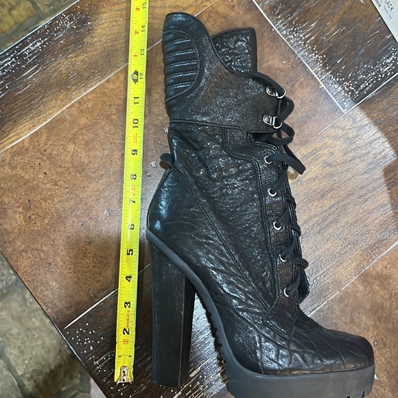 VERA WANG LAVENDER MOTO COMBAT BOOTS BLACK 8 - Picture 12 of 14